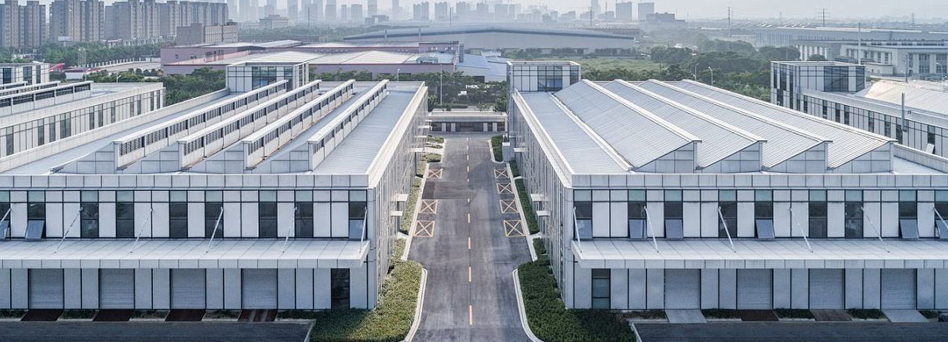 以人為本、團(tuán)結(jié)拼搏、開(kāi)拓創(chuàng)新、服務(wù)客戶(hù)